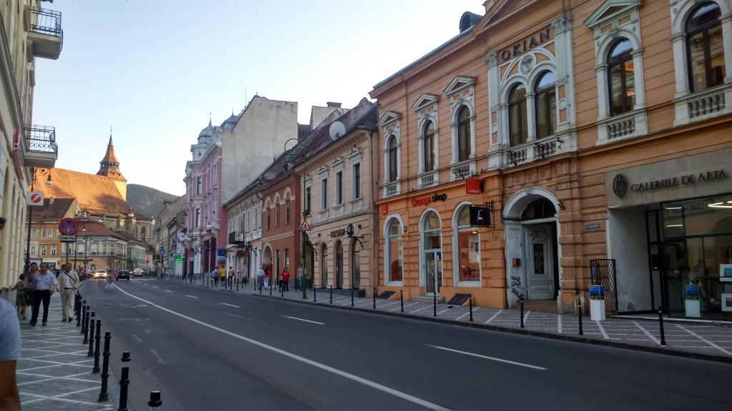 Brasovapart Piata Sfatului Exterior photo